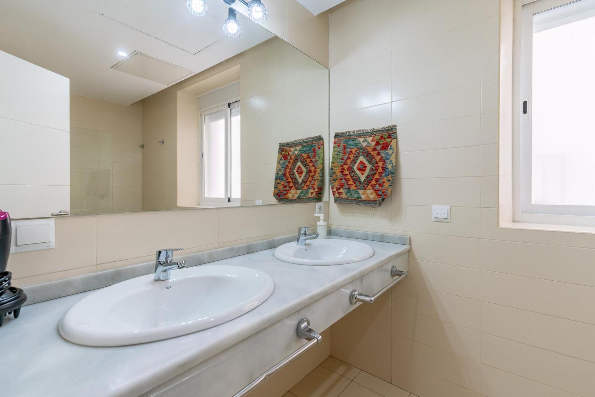 Veoapartment Alhondiga Primero セビリア エクステリア 写真